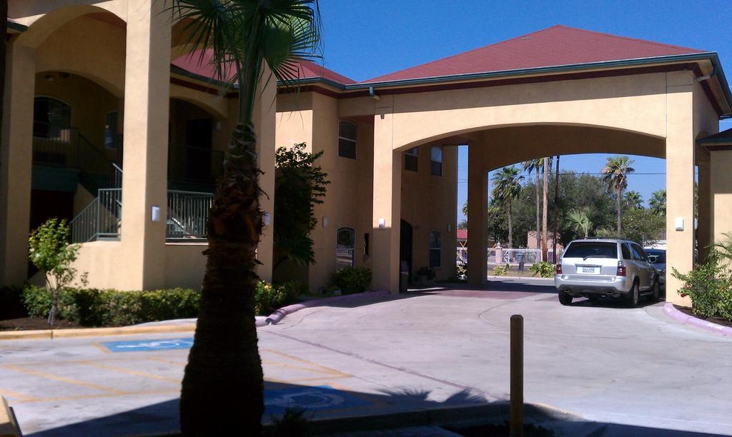 Texas Inn And Suites - Rio Grande Valley Edinburg Exterior photo